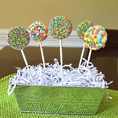 Use different containers to display your oreo pops.